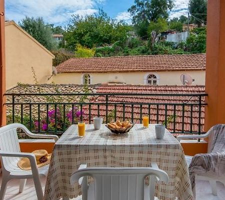 Alekos House Apartman Longósz Kültér fotó