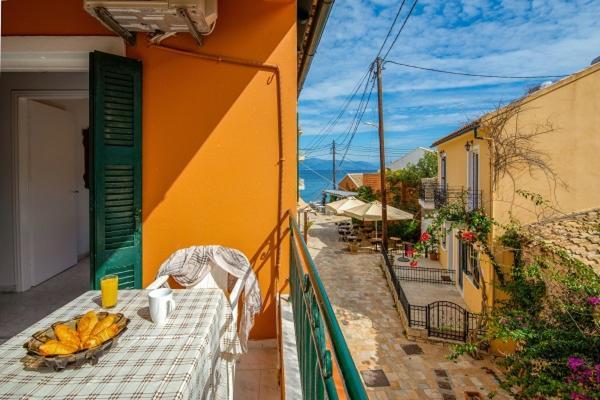 Alekos House Apartman Longósz Kültér fotó